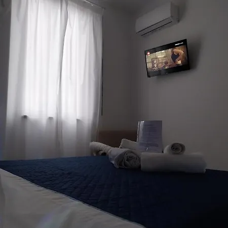 Bed & Breakfast Civico 137 *